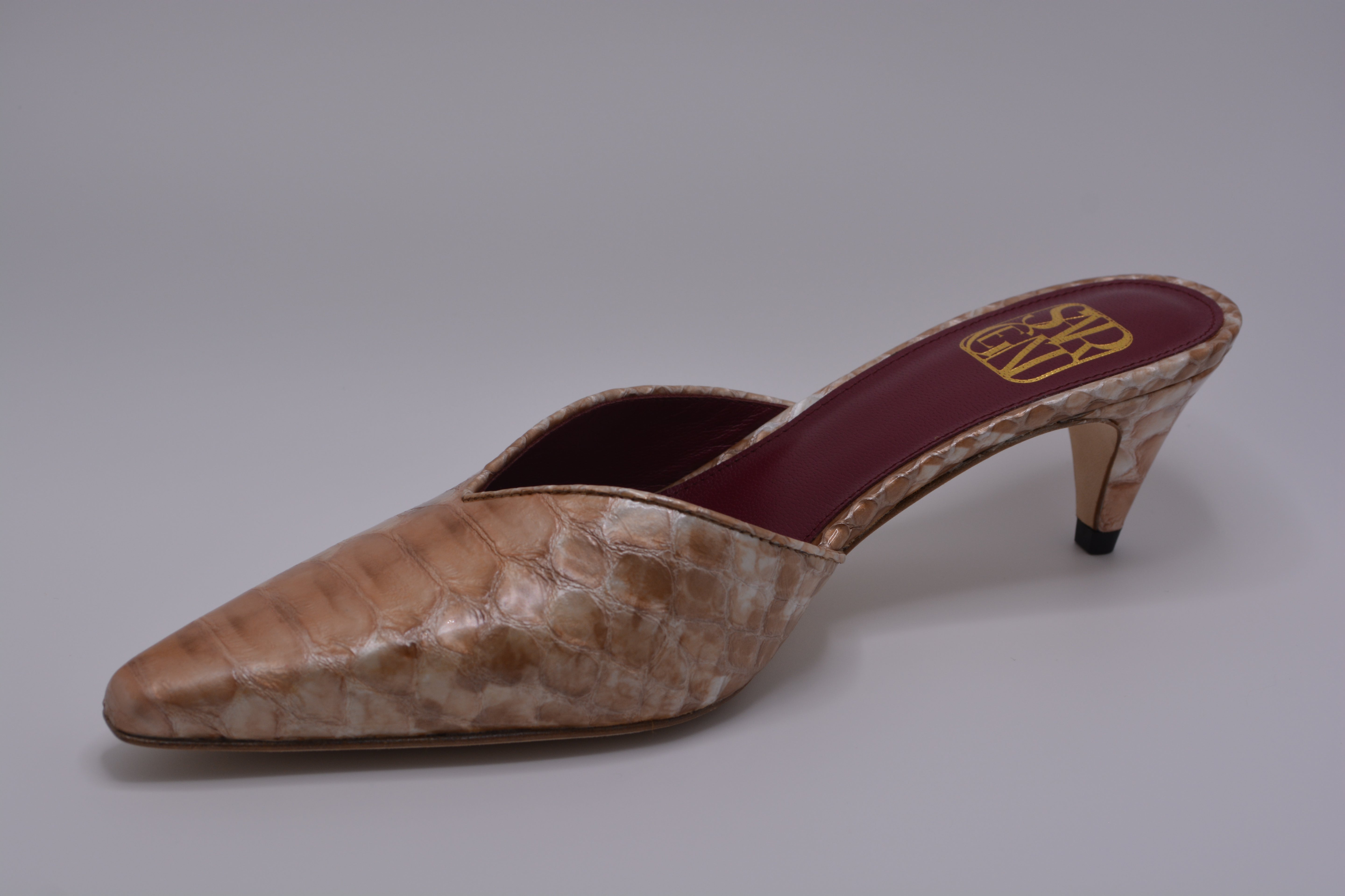 The Exotic Carol Kitten Heel-9